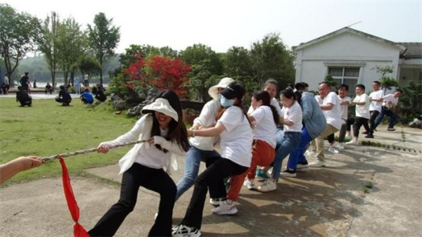 趣味運(yùn)動(dòng)會(huì)